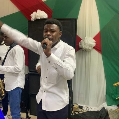 A worshipper and a spirit lifter