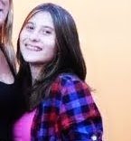 nega linda eu te amo mt minha pudim ♥ por : @masoqburra ~~
 http://t.co/qBmSQjLB