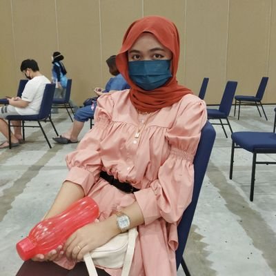 prettywinemy Profile Picture