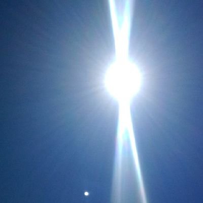 Soy de acá, de allá y de más allá tbn, estuve y no me pude quedar. Comparto y acepto q me compartan, hago lo q siento y respeto las ideas de los demás.