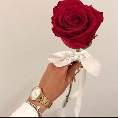 No man لا الرجال ❎ ❌
To be happy with your loneliness is better for you than a thousand hypocrites around you.
34 📍