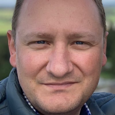 Tech, ICT, Gadgets, Retro-Games, Cloud-Computing, Salesforce, CRM, SaaS, Passive Investments, Politics, Military, BBQ, Motorcycles, Single Malt, Rheinland/Kölle
