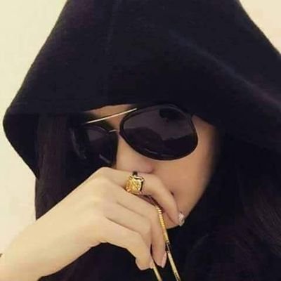 Ne1srin's profile picture. سلاماً على من وجد أن الكلام 
لا يُغير شيء فصمت ..🌹❤
متابعتي لك لا تعني انك تجيني على الخاص 😒😒