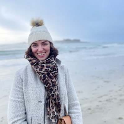 Teacher of Languages 🌍👩🏻🏫 / Graduate of @EdinburghUni and @UnivBourgogne