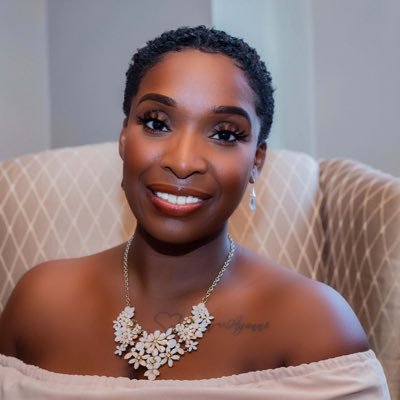 shola_seraphina's profile picture. Mother | Artist | Educator. I’m a problem-solver & #socialmediamanagement fanatic - Every day brings an opportunity to do something legendary ✨