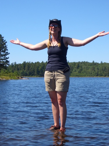 JesusGirl4Eva's profile picture. 100% DORK (Daughter of the Risen King)