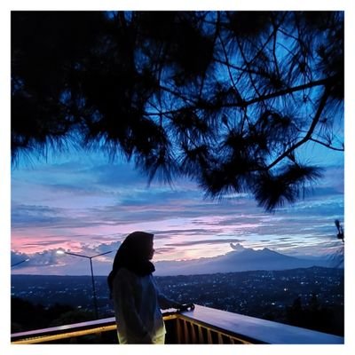 hanadesiyana's profile picture. 