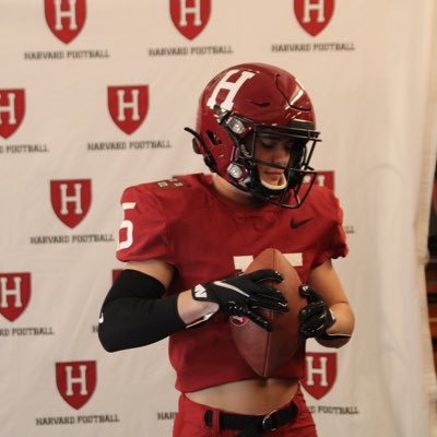 MVHS | 2022🎓 | Harvard Commit