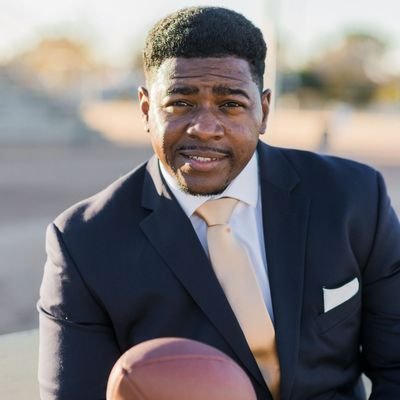 👨👧👦Father, 🙏Pastor, 📖Author, 🎤Speaker 🏈 Former NFL+#ASU 🏈 Player, 🇺🇸Congressional Candidate #AZCD4