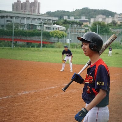 starsstarsst's profile picture. クォンテイテイブリサーチャーです