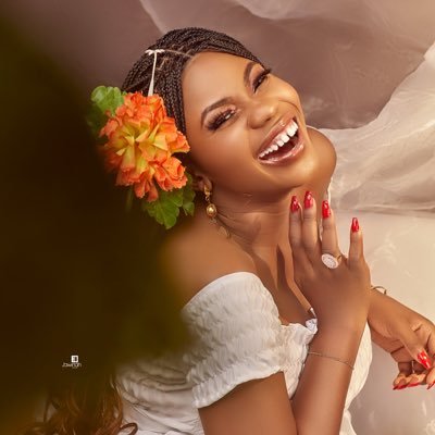 katejohns_on's profile picture. 🎈light on a stand 🎈salt with taste  🎈 lawyer 🎈compère 🎤