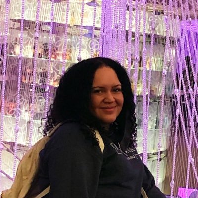 Design Connect Specialist w/ THD. 🧡 I am a creative with a Bachelor’s degree in Psychology, lots of communications knowledge & public speaking experience.