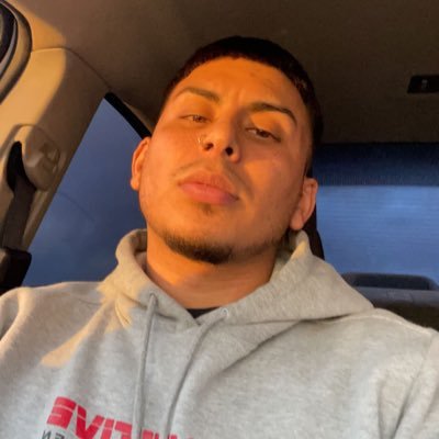 Seebasstian_21's profile picture. I’m trying to do better than good enough.