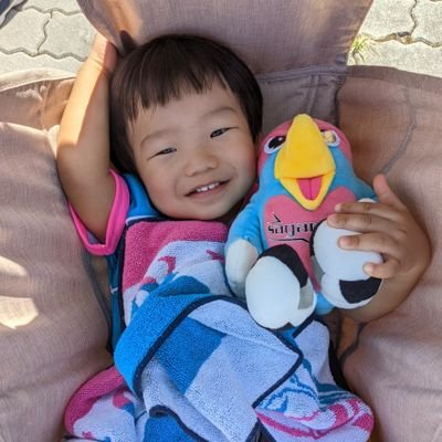 j_tronik17's profile picture. X 🔰佐賀→東京→大阪　J2サガン鳥栖、JFLティアモ枚方を全力応援、遅咲きのゴール裏デビュー。無言フォロー失礼します。鳥栖枚方関連いいねしまくります。今年のユニは #7 #新井晴樹