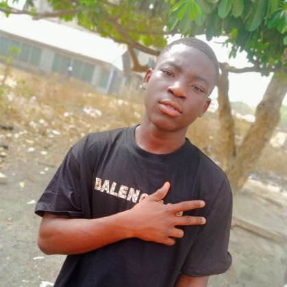 Elvisgyamfi12's profile picture. Fine boy