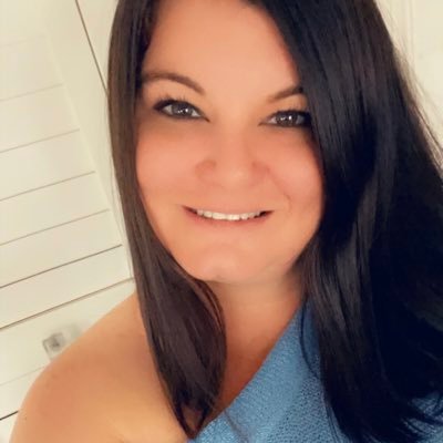 • Content Creator • Stylist • Philanthropist🤍 •Blogger •Influencer •Wife •Chic Mom •Beach Bum •Cancer Advocate🤍 Good Times & Beachy Vibes #PleasureIslandBelle