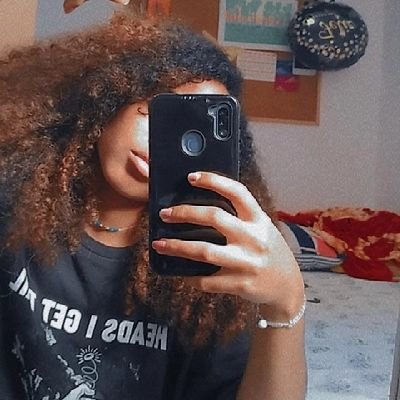 ashconic_'s profile picture. Am I making sense?