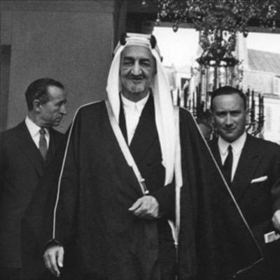 أخصائي نفسي 👨🏼🎓 @_Ksu | مصنّف كممارس صحّي @Schsorg أختياراتنا هي التي تعبر عنا أكثر بكثير من قدراتنا .