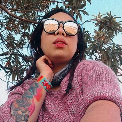 MissShaktii's profile picture. Un espíritu más viviendo una experiencia humana. Futura fundadora de la iglesia de Gustavo Cerati y defensora de los derechos de fumarnos lo que nos de la gana.