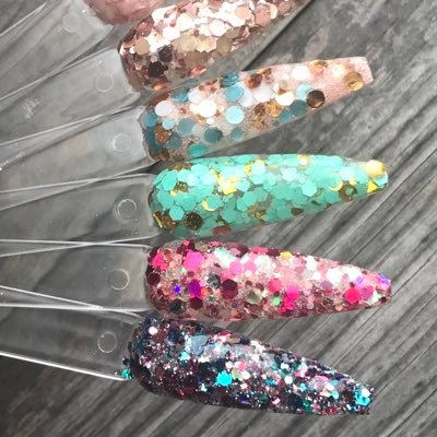 Acrylic Nail Dip Powder creator! Mom, Wife, Dance Coach and Cancer Survivor! 💜