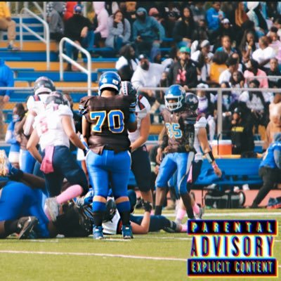 Chris_Rob70's profile picture. Roosevelt 🏈 C/o 24’|Student Athlete📚|G,LT,DT 💪🏽|Wrestler🤼‍♂️|6’2 270lbs|