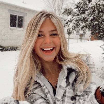 KylieSt63457095's profile picture. 