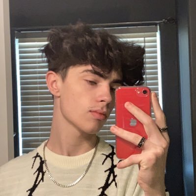 hurtbtw's profile picture. @1400gav @SQU3EZE @daveyloI