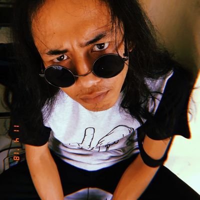 Oez457's profile picture. Aku sekarang benar-benar ingat || ig @oezwuzhere