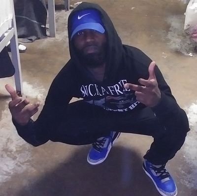 woodiej76's profile picture. My character and I'm very positiveity.