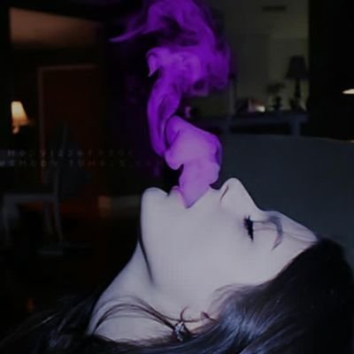 Wajaa204's profile picture. الأنثى القوية هي التي تتحدى ضغوط الحياة وتمر من أمامها صامدة كأن لم يكن، هي التي تصنع السعادة لنفسها لا تنتظرها من احد
القويه🥀
مكتفيه بنفسي 
حواء😌 َِ♥
wajaa