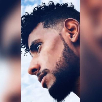 AymonyZ's profile picture. 