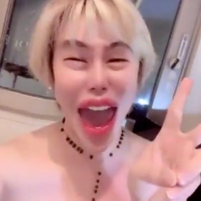 zsfll's profile picture. 大学生