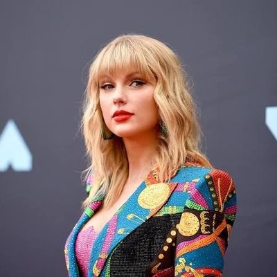 Hi! I'm new to stan Twitter. Let's be friends, fellow Swifties 😸 Swiftie since 2008.