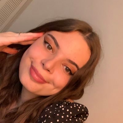 eva_h2606's profile picture. 23