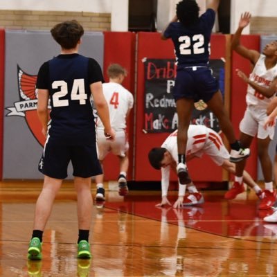 markdamore24's profile picture. 