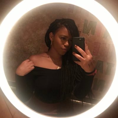 Meshelllla's profile picture. Your Fav. Flight Attendant ✈️|| Software Engineer 😎|| #100Devs #WomenWhoCode #WomenInTech