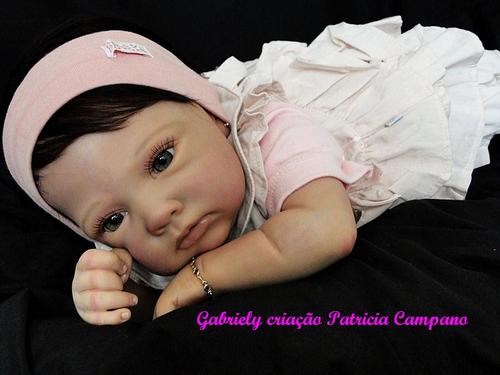Faço e vendo bebês reborn com cabelos implantados fio a fio e veias pelo corpo,site http://t.co/TbiFjRqBRU