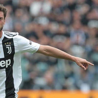 CLUB_MEMBER's profile picture. 天使から争いを無くすために送られた地球の宝セレソンです(｡-_-｡) 生まれながらのALTLMAサポーターです。