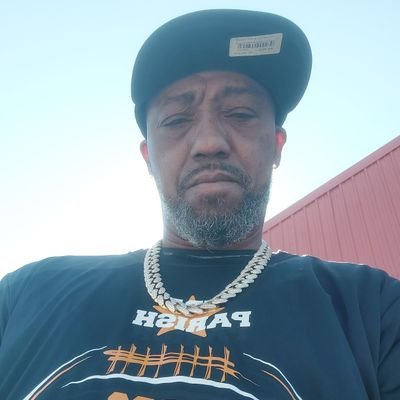 IrvinFess's profile picture. Family first