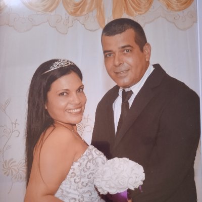 DopicoRoberto's profile picture. Revolucionario cabal, seguidor de los ideales de Martí,Fidel, Raúl, Chávez y Díaz Canel,amante de mi familia