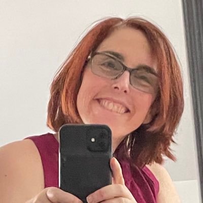 Writer and Consumer Psychology Research Nerd, Aquarian, and James Taylor Fan. Lives with MS.