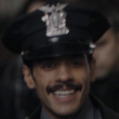Martinezgcpd's profile picture. @gordongothampd’s partner & Bruce Wayne fan
