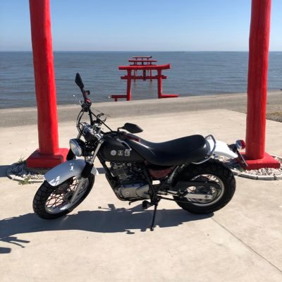 bike_vanvan200's profile picture. VanVan200乗ってます！見かけたらヤエーでもしてやってください！無言フォローすみません！できればフォローお願いします！山口県出身、北九州市在住です！