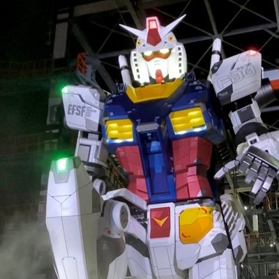 最近暇ありゃガンプラ。改造は苦手なのでキットを最大限カッコよくをモットーに日々精進。宇宙世紀系メイン(ファースト、Ζ、ΖΖ、逆シャア、ポケ戦、0083、UC)。他の人の作品を見るのも好きです。