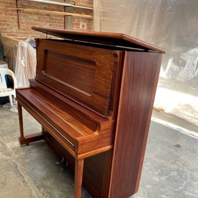 Fabinlv83037753's profile picture. Venta y Reparación de órganos y pianos.