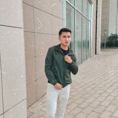 gonzalezedwin12's profile picture. 🔺