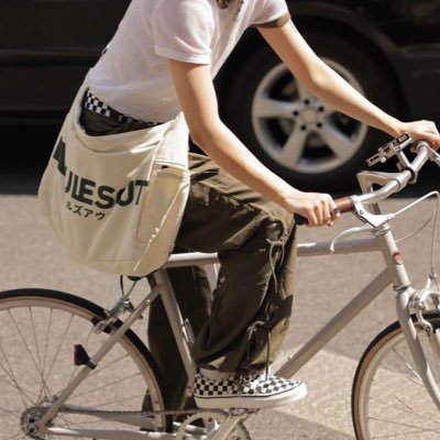 astrostufff's profile picture. astroo