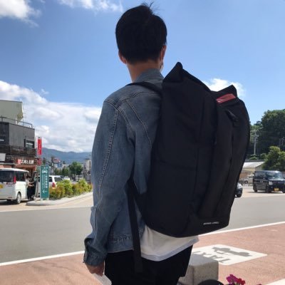 YouTubeに動画をあげてる人。( ˙꒳ ˙ ) #車体チャイム を愛でてる人 汚写真のゴミ箱→https://t.co/lkxlYVvGVP 推し会社→近鉄・名鉄・阪急(少し)・京阪(少し) 機材→Canon IXY650