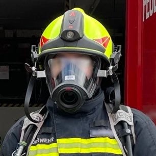 M/31y 🇦🇹 OÖ #hazmat #rubber #firegear #rainwear #rubberboots #gloves #waders #HiViz