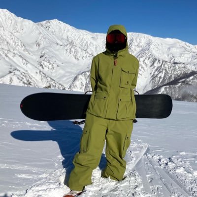 平日はサラリーマンの着ぐるみの中に入っています。GENTEMSTICK FLOATER & BARRACUDA🏂 / DONALDTAKAYMA MODEL-T🏄‍♂️ / 地元和歌山磯ノ浦 / 冬はほぼ白馬村 /ゲンテン乗り / 波乗り / レガシィ乗り / 調子にも乗ります /